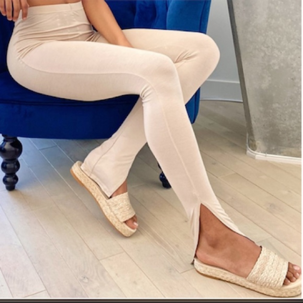 Stone Split Hem Leggings